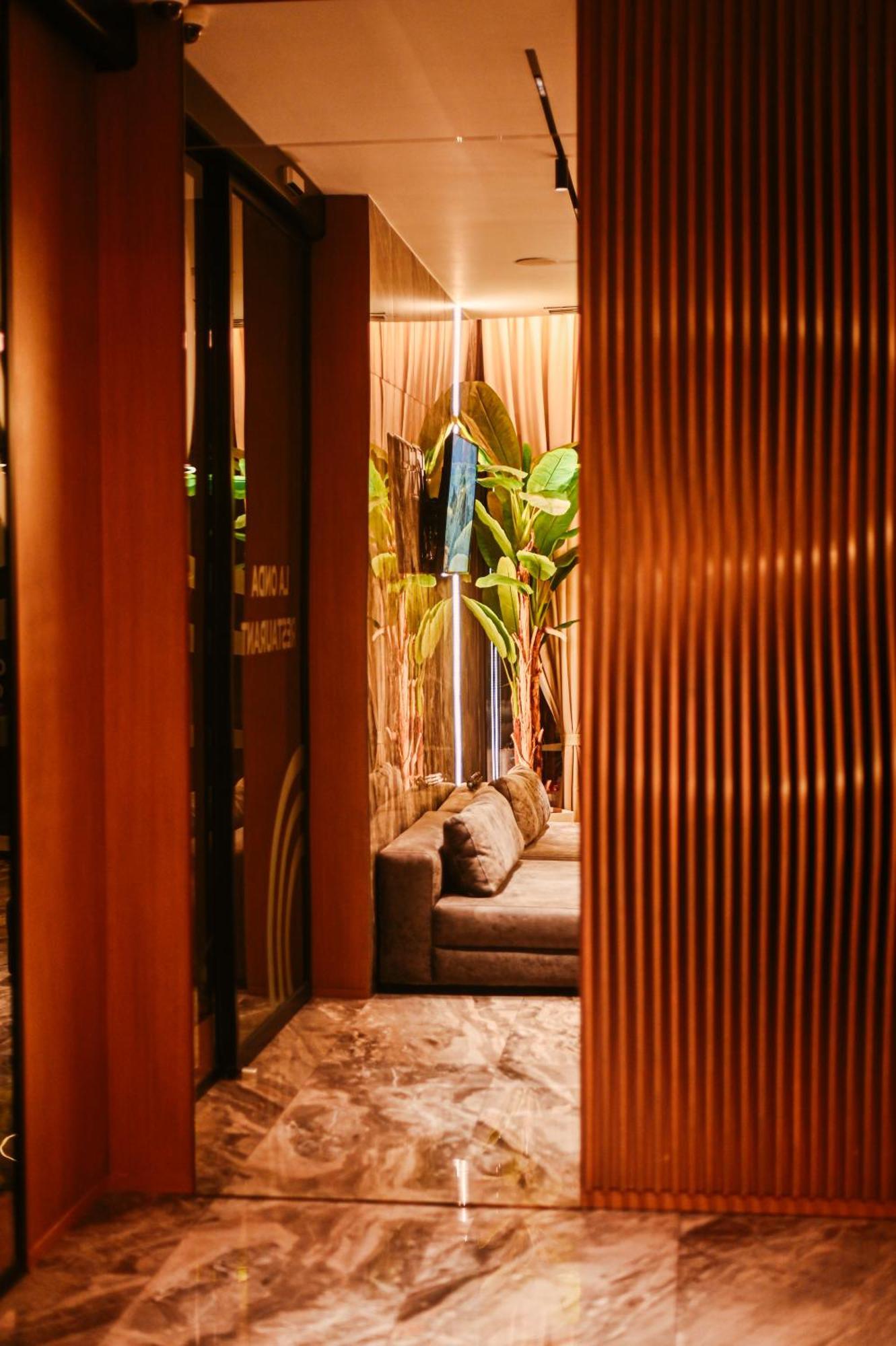La Onda Hotel Durres Bagian luar foto